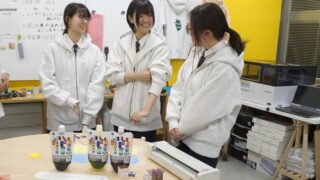 昭和女子大学附属中学校・高等学校のデジタルファブリケーションの拠点「つくらぼ」から、学びが拡がる